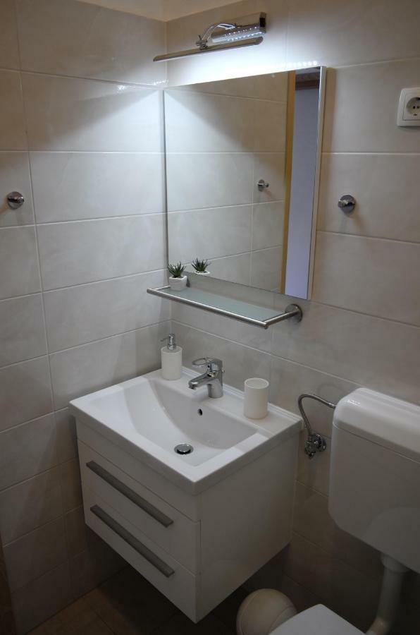 Apartment Mate 扎达尔 外观 照片